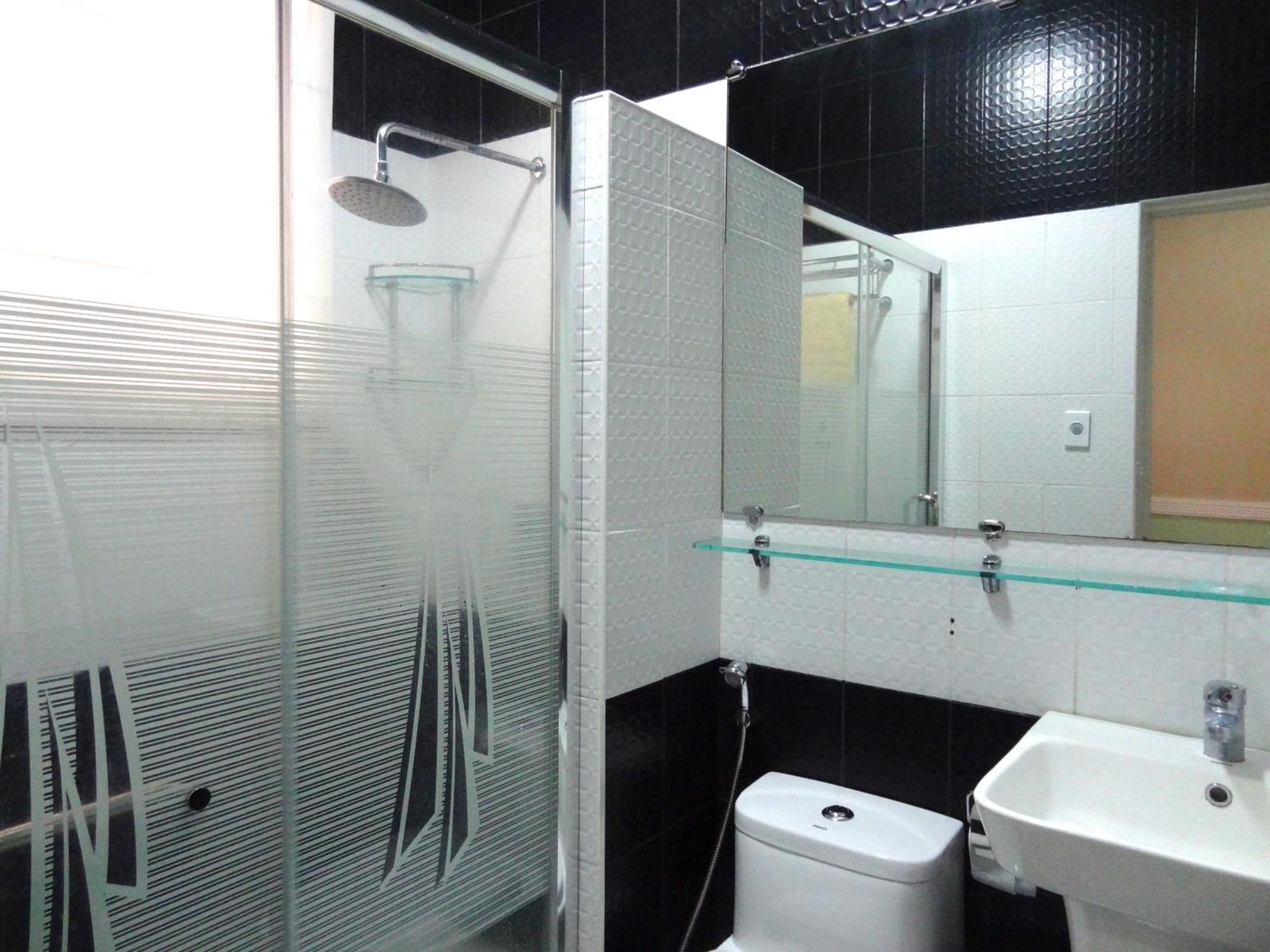 The Executive Villa Inn & Suites Davao Екстер'єр фото