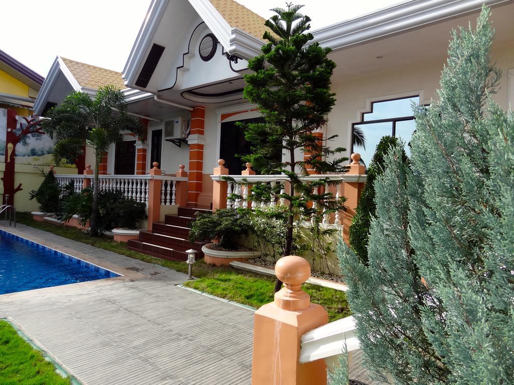 The Executive Villa Inn & Suites Davao Екстер'єр фото
