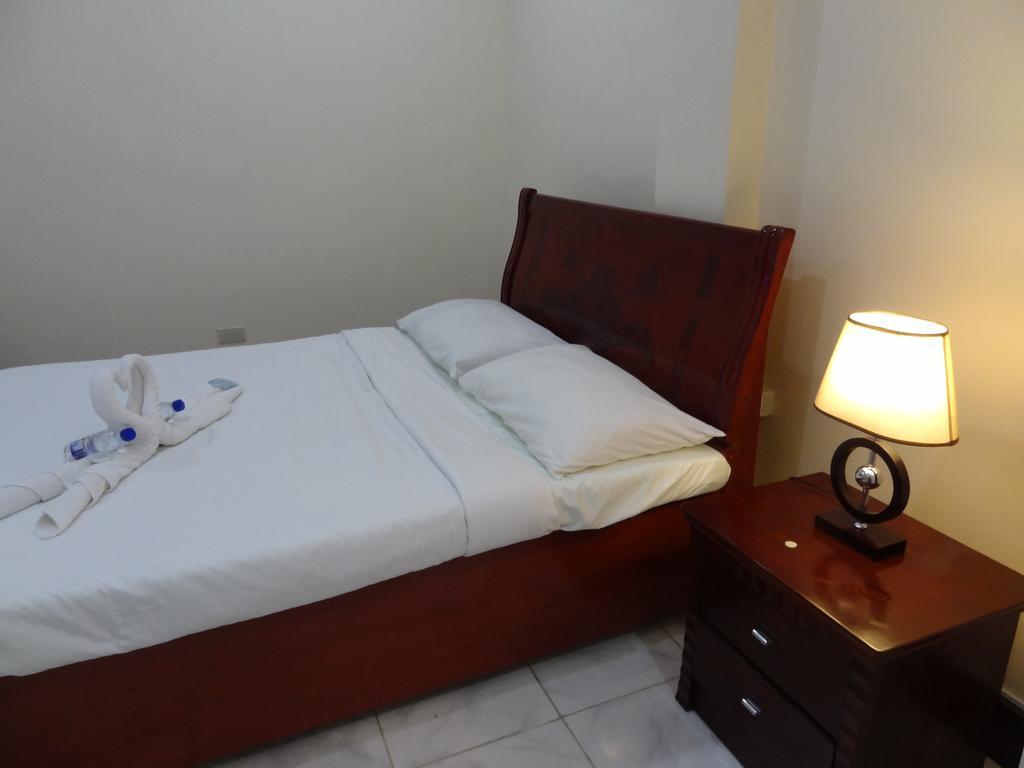 The Executive Villa Inn & Suites Davao Екстер'єр фото